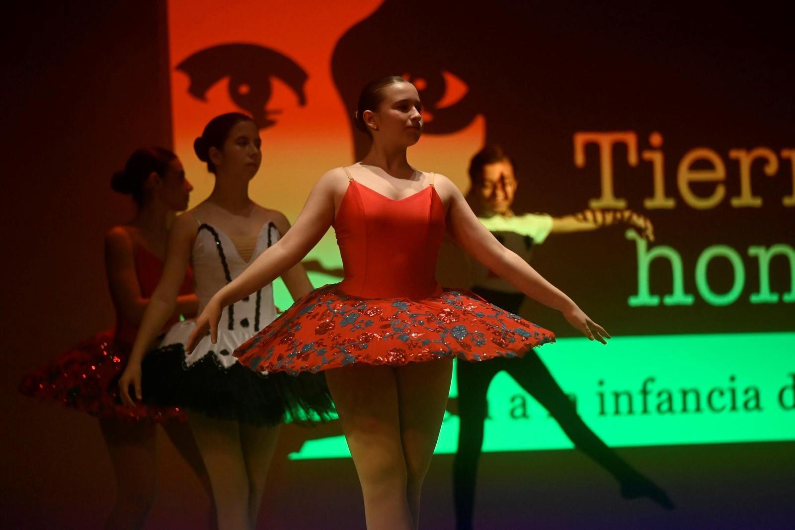 El III Encuentro de Escuelas de Baile 'Córdoba Baila por la Infancia', en imágenes