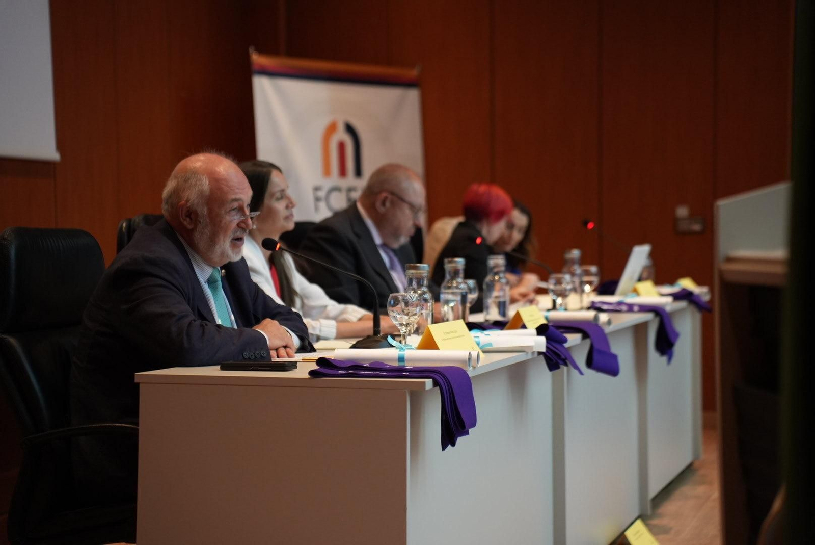 Las imágenes de la graduación de la tercera promoción de UCOIncluye