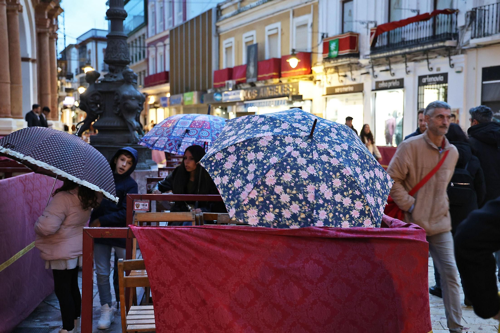 Las imágenes más destacadas del viernes 29 de marzo en Huelva
