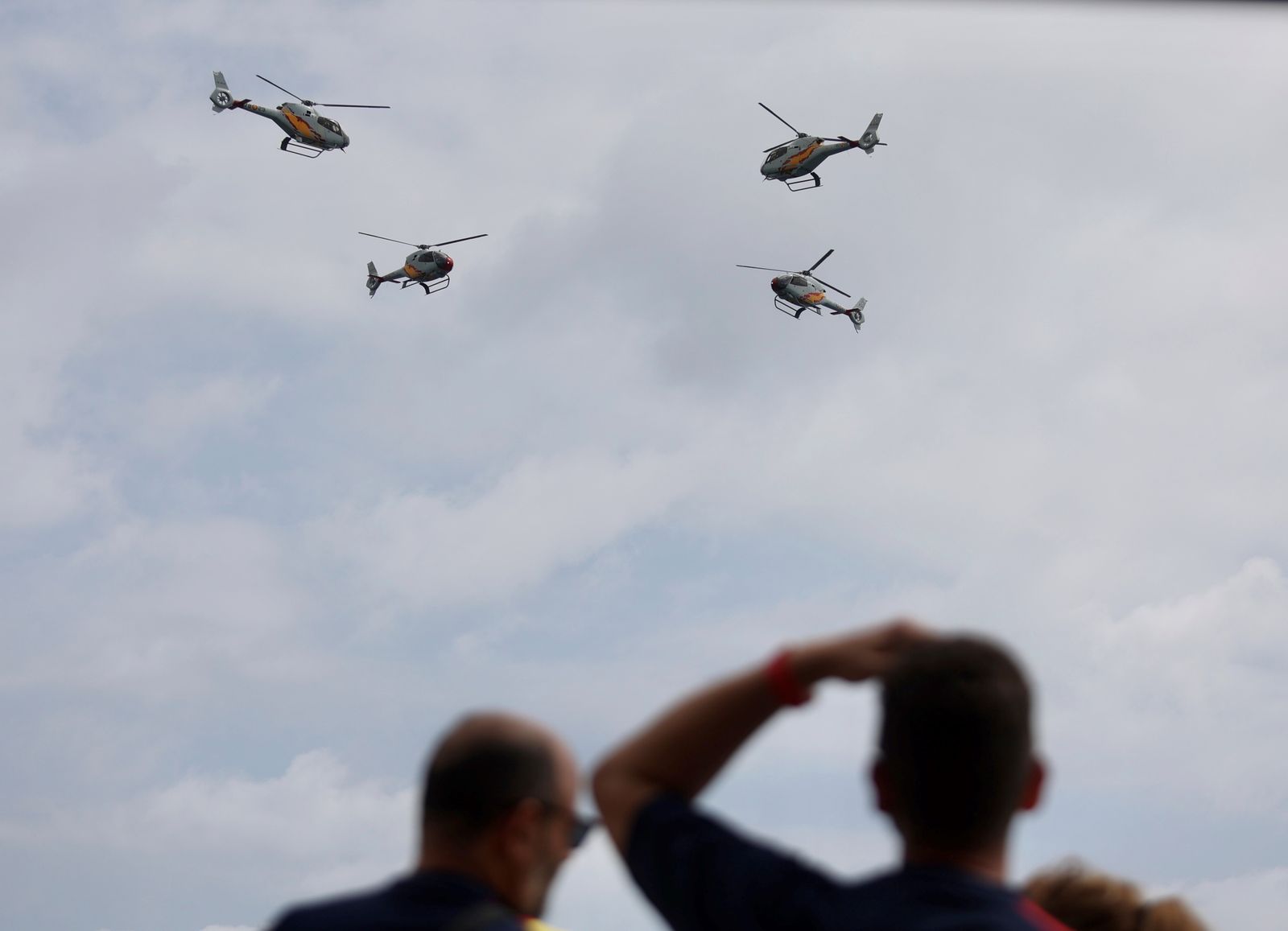 Exhibiciones en la jornada inaugural del Festival Aéreo de Torre del Mar