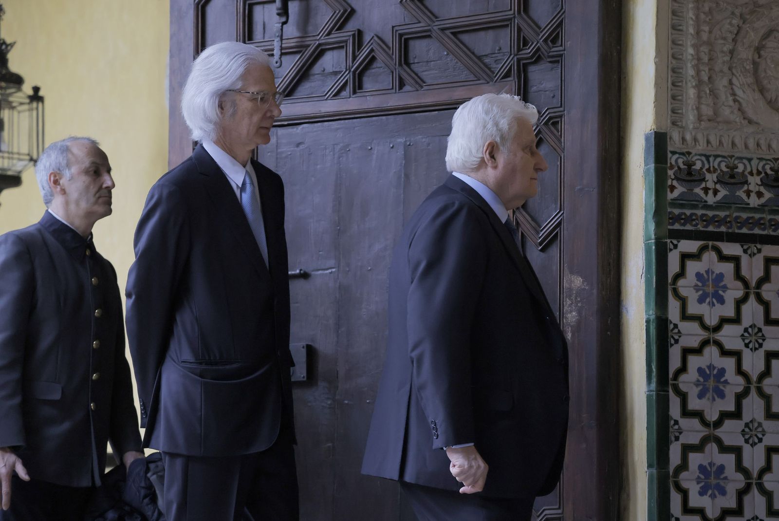 Felipe VI visita la exposición en homenaje a la duquesa de Alba