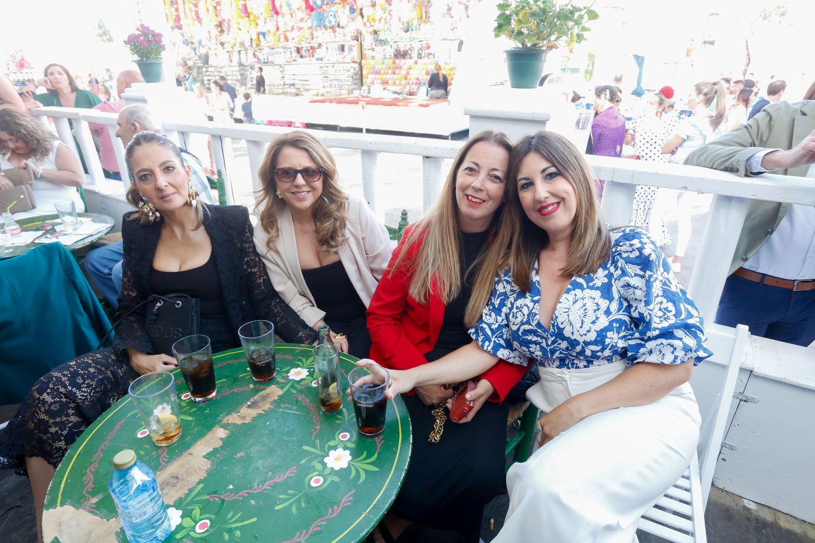 Búscate en la fotos del viernes en la feria de Los Barrios