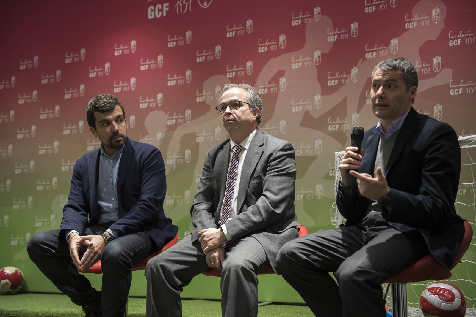 Josep Cortada, Javier López García de la Serrana y Sergi Vieta, durante la presentación de la Fundación.