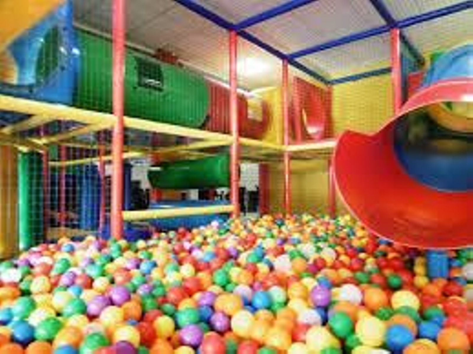 Instalaciones de un parque infantil