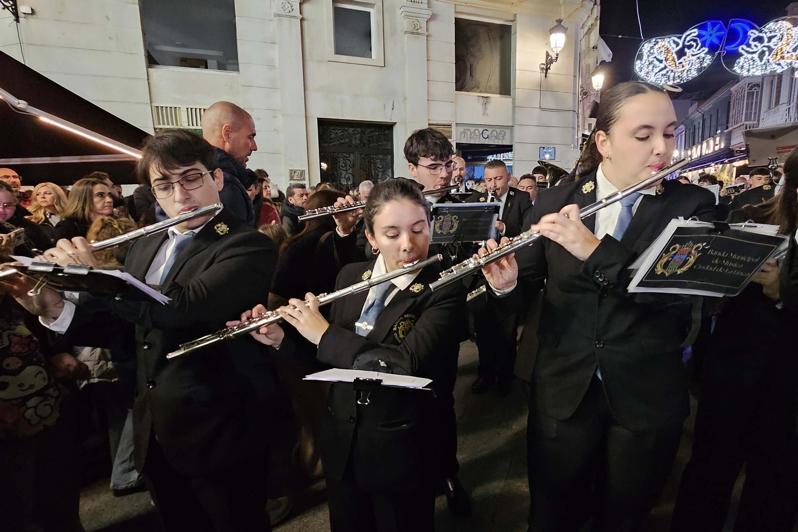 Fotos del encendido del alumbrado navideño en La Línea