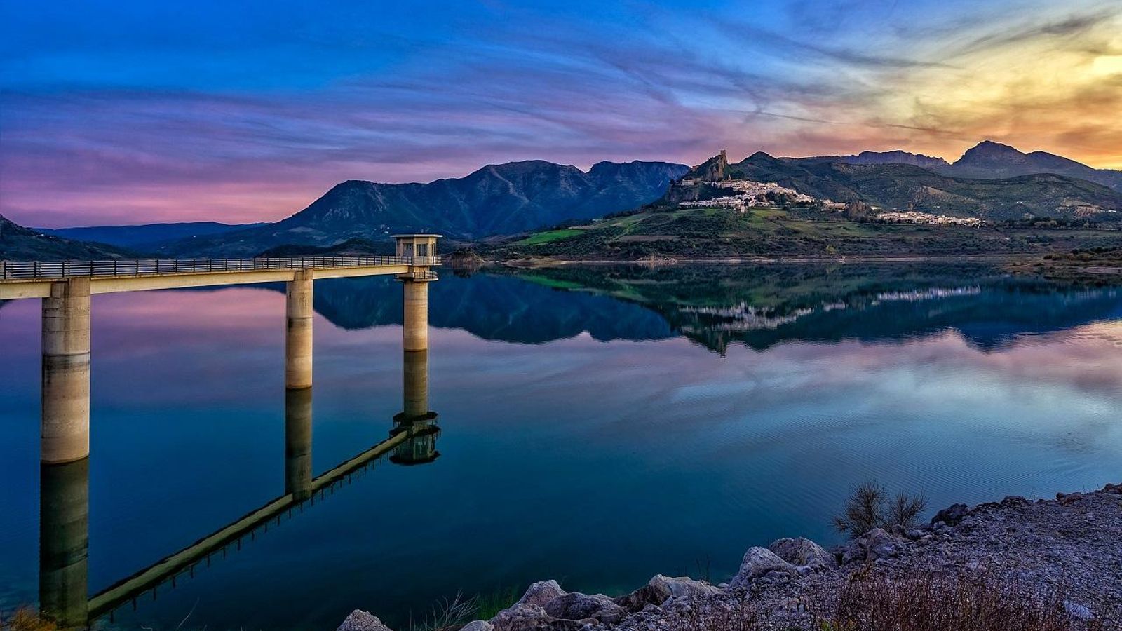 Embalse Zahara de la Sierra