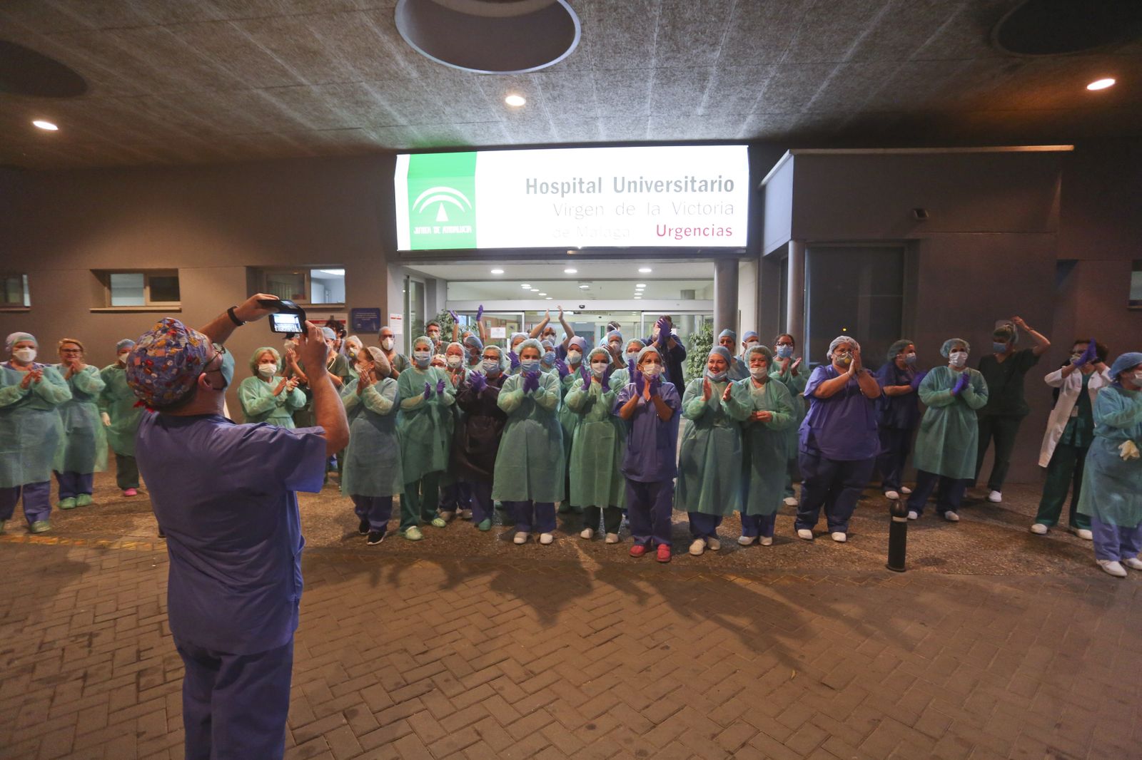 Sanitario del Hospital Clínico de Málaga