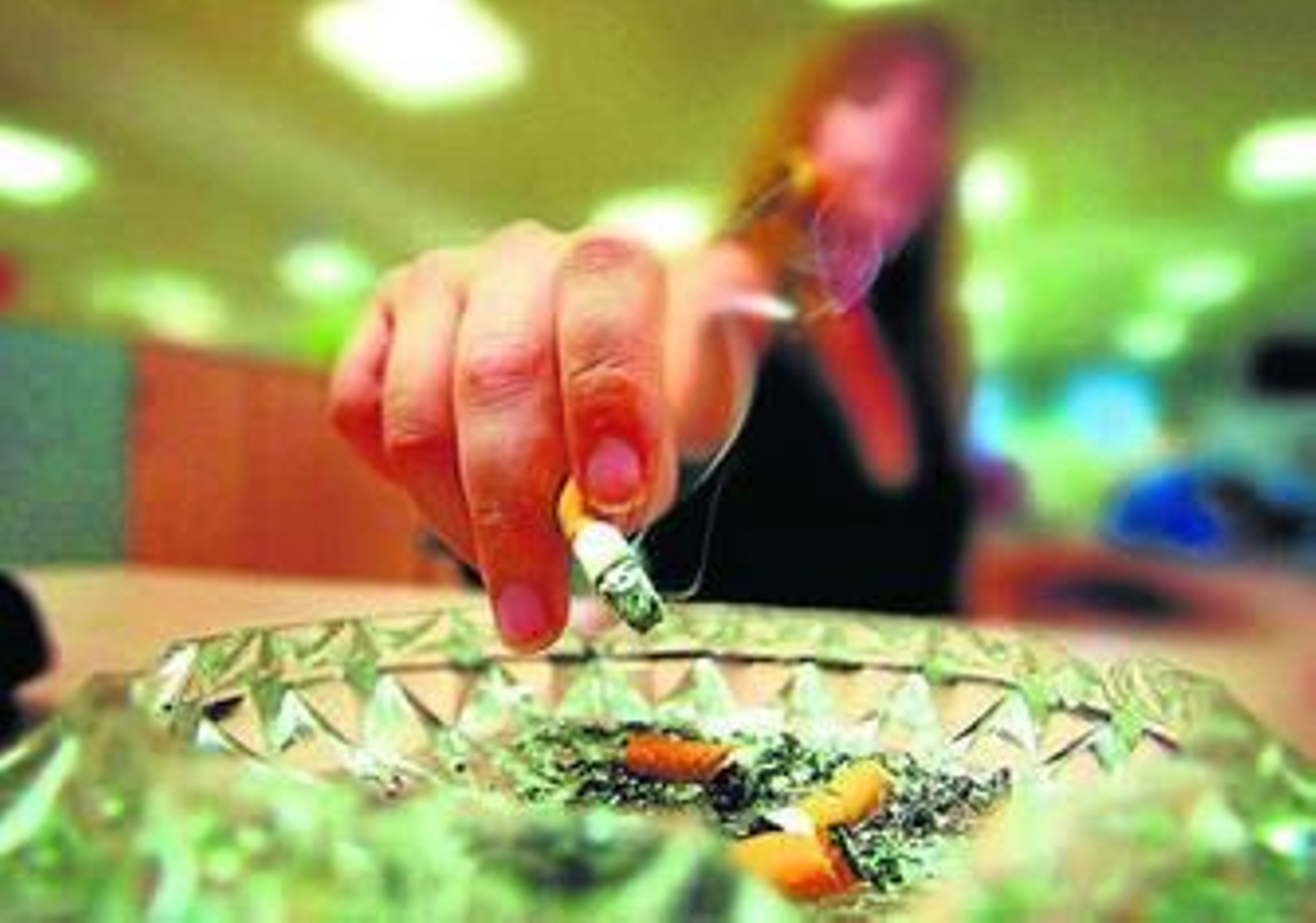 El consumo se reduce lo que repercute en los ingresos de los estancos.