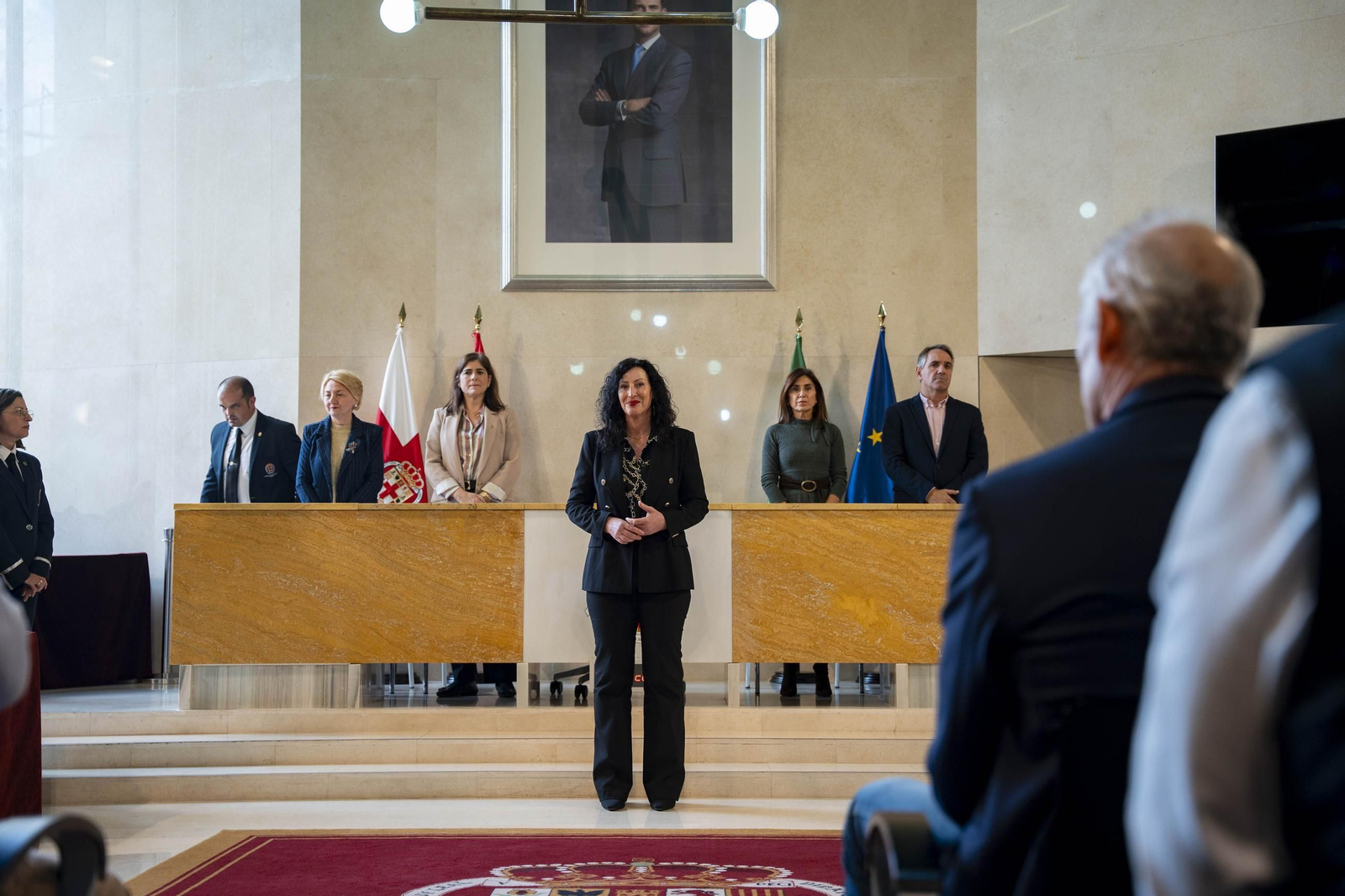 Almería rinde homenaje a su personal municipal con la imposición de los Escudos de Oro