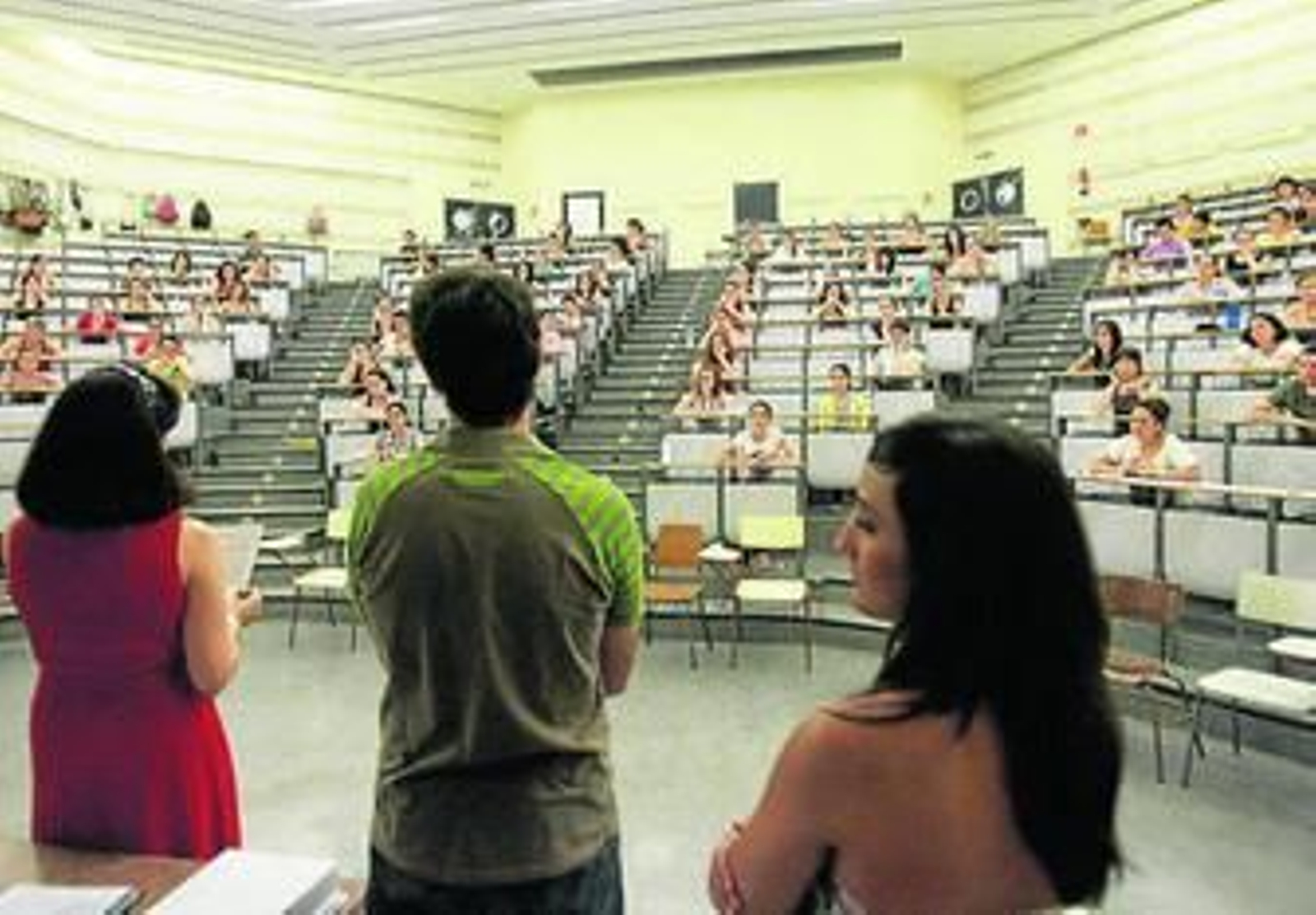 Opositores en las pruebas del año pasado.