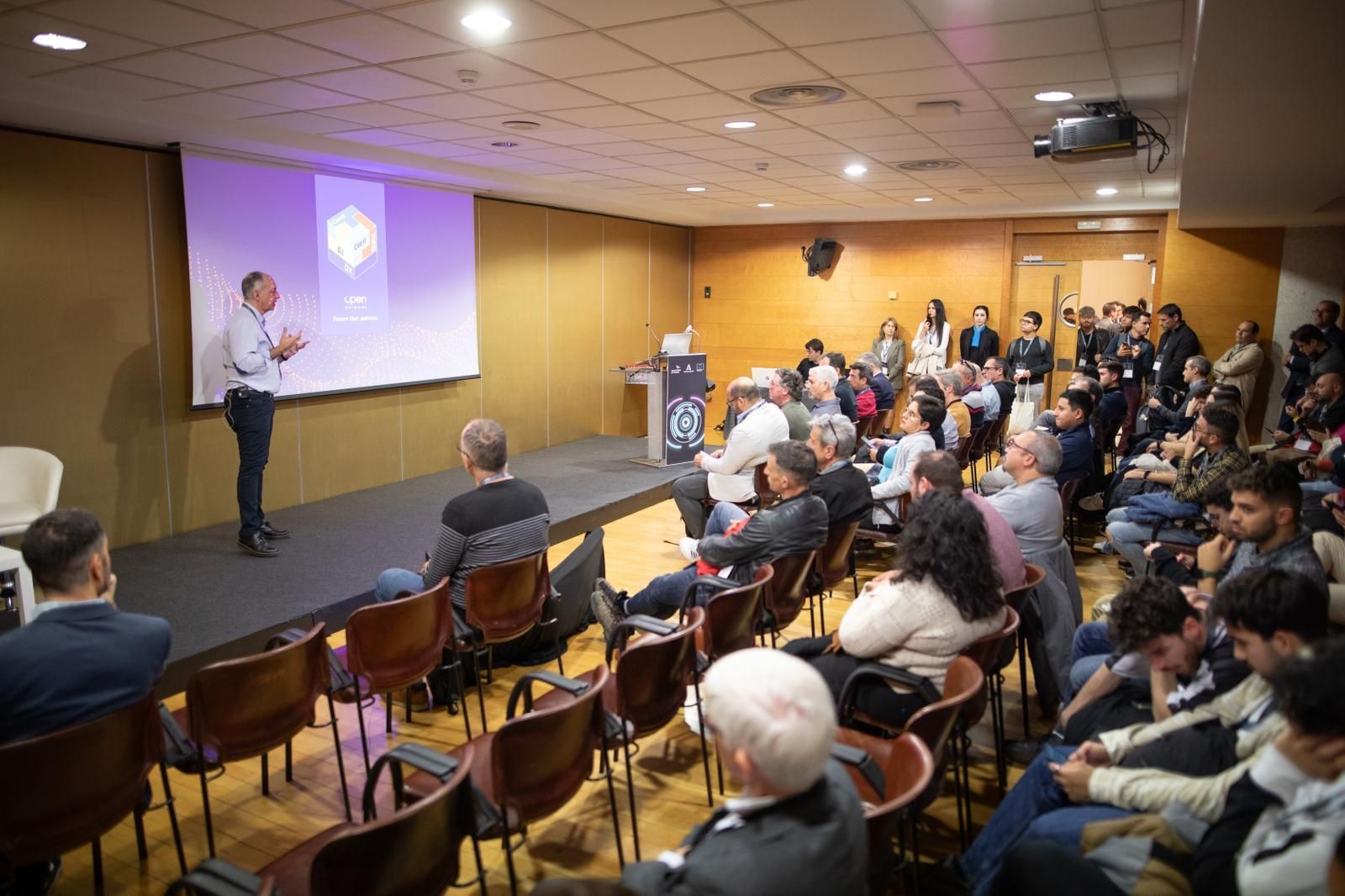 La primera jornada del I Congreso Internacional de IA Andalucía, en imágenes