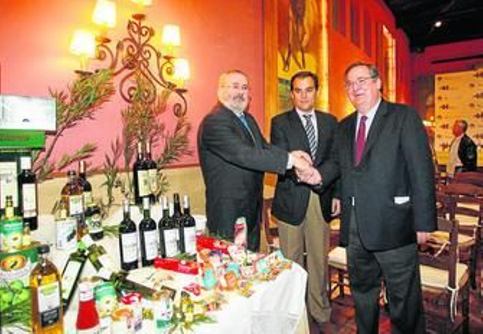 José Moreno, José Antonio Nieto y Baldomero Moreno, ayer en la presentación de la sociedad.