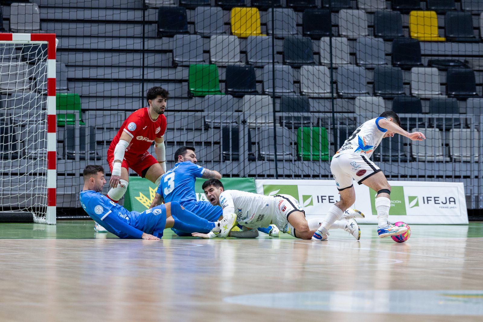 Las mejores imágenes de la remontada de Wanapix AD Sala 10 ante Avanza Jaén