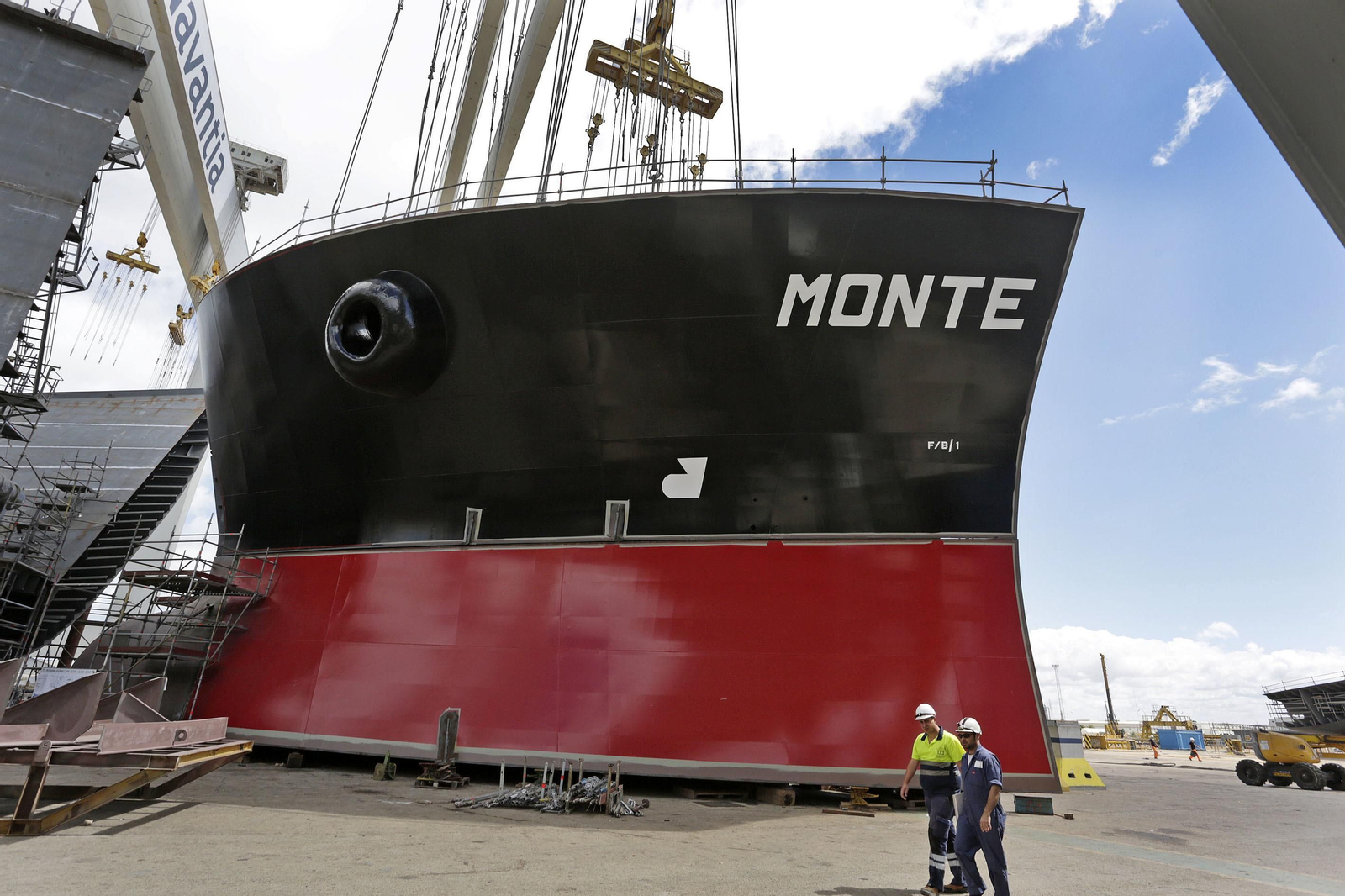 Imágenes de la construcción de los petroleros  tipo 'Suezmax' en Puerto Real