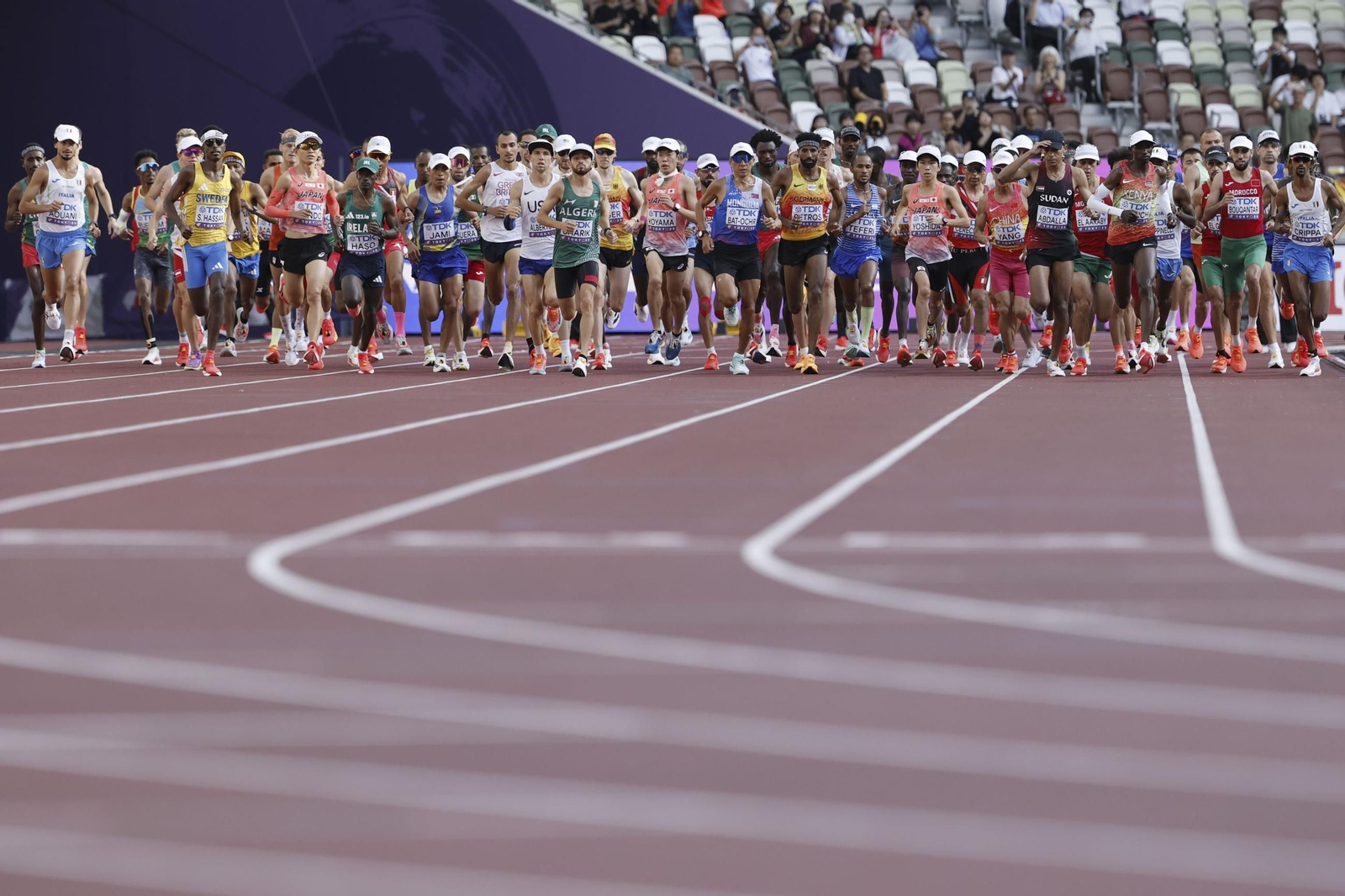 Las fotos del récord mundial de Duplantis y del resto de la jornada