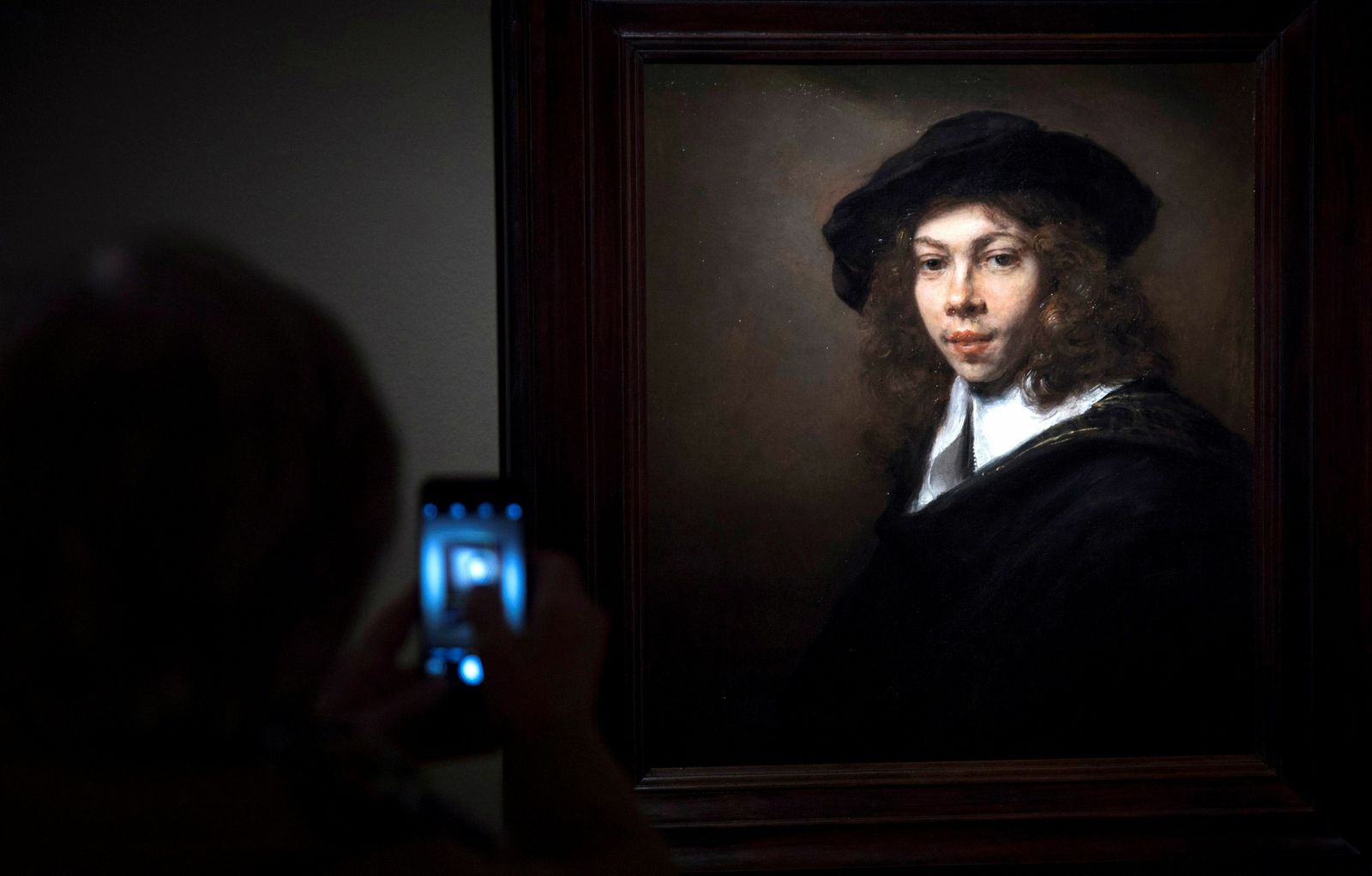 'Joven con gorra negra' de Rembrandt.