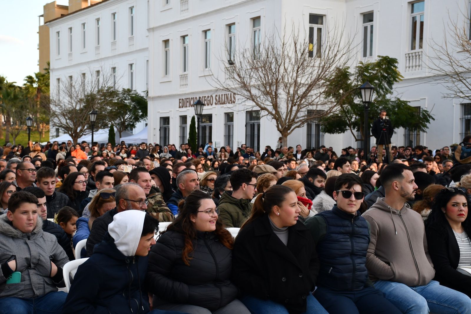 Un concierto de marchas procesionales llena Plaza de las Constituciones de San Roque