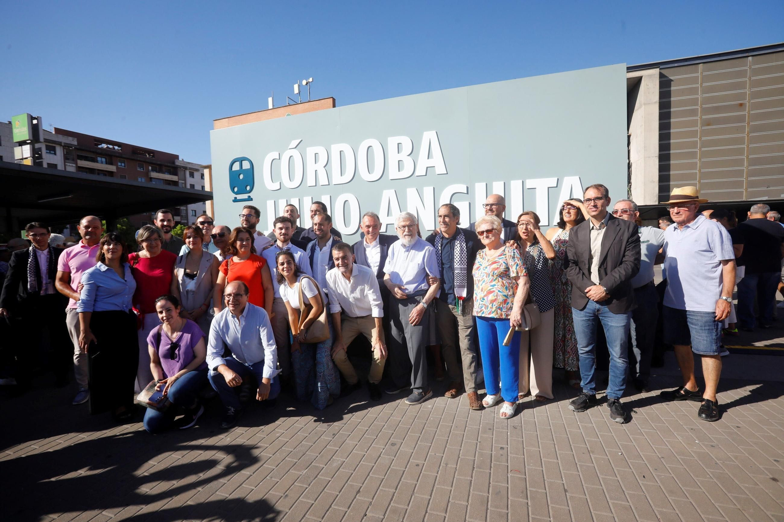 Inauguración de la nueva nomenclatura de la estación de Córdoba Julio Anguita