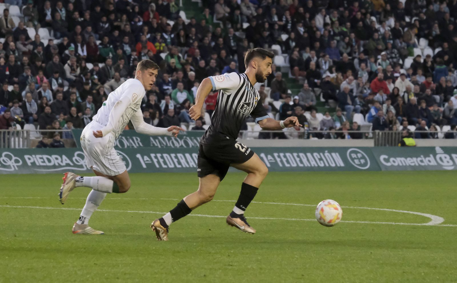 Las imágenes de la derrota del Córdoba CF ante la Balona en El Arcángel