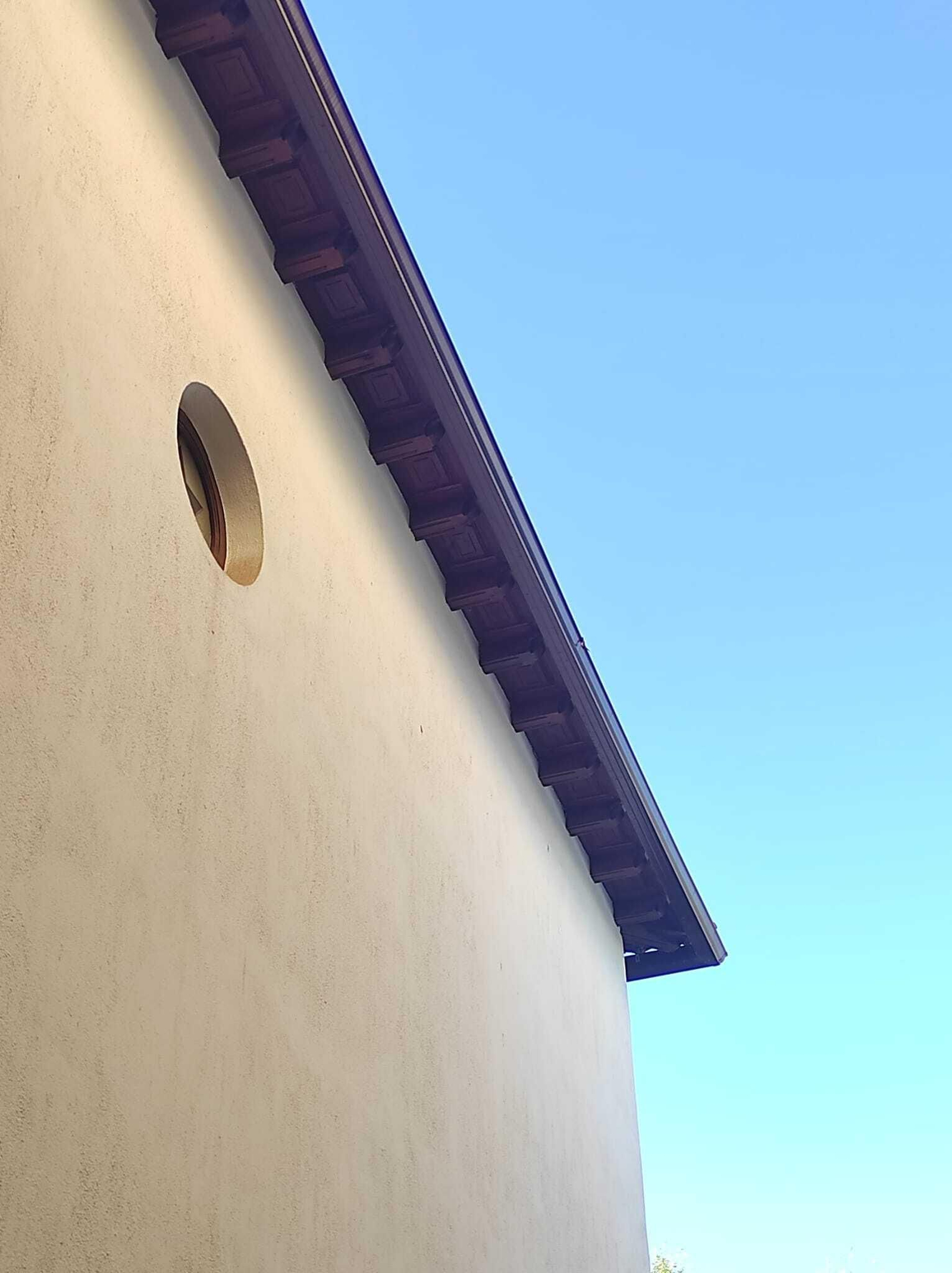 Detalle del artesonado exterior de la casa atribuida a Ben Saprut.