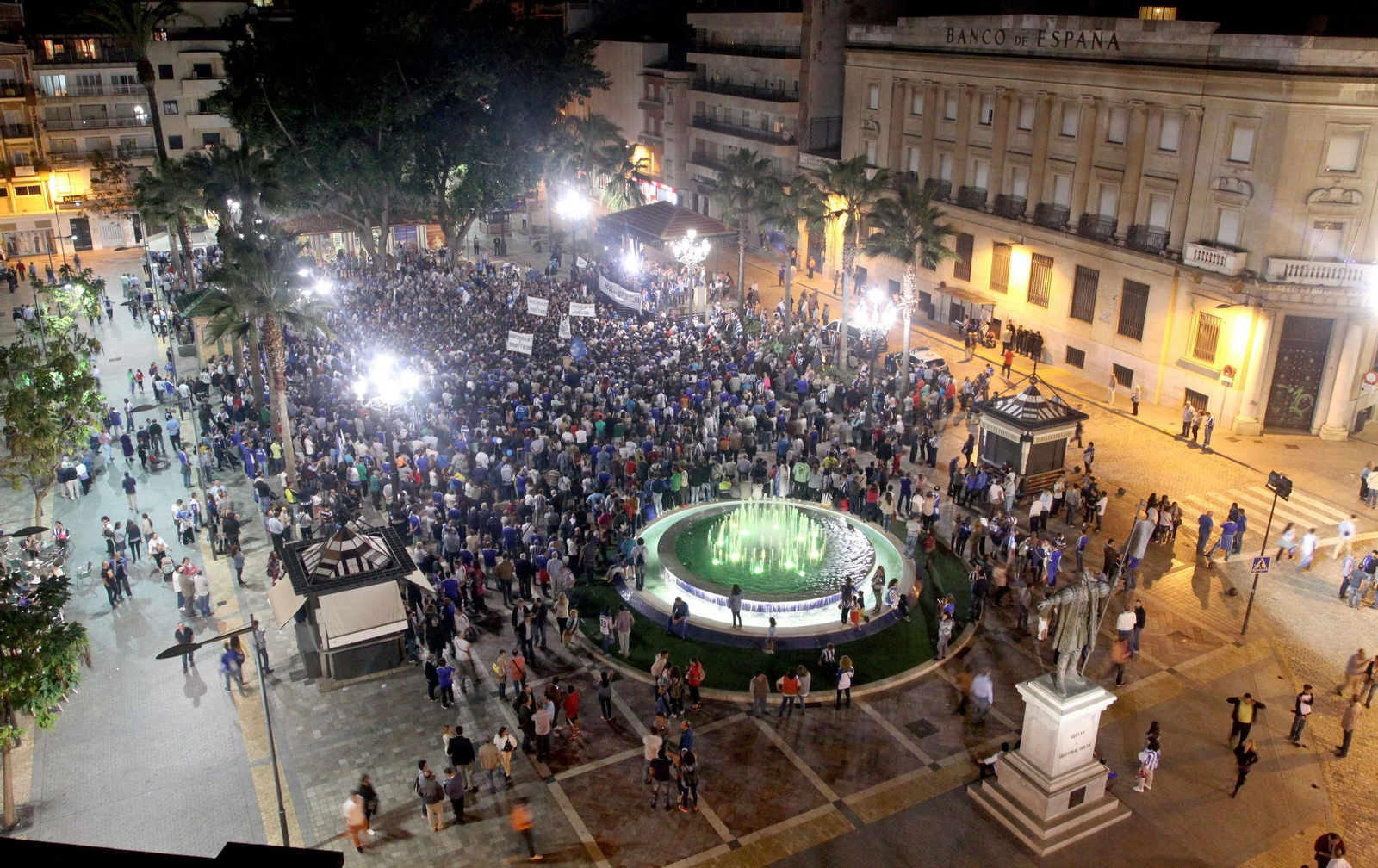 Así vivió Huelva la manifestación 'Huelva por su Recre'