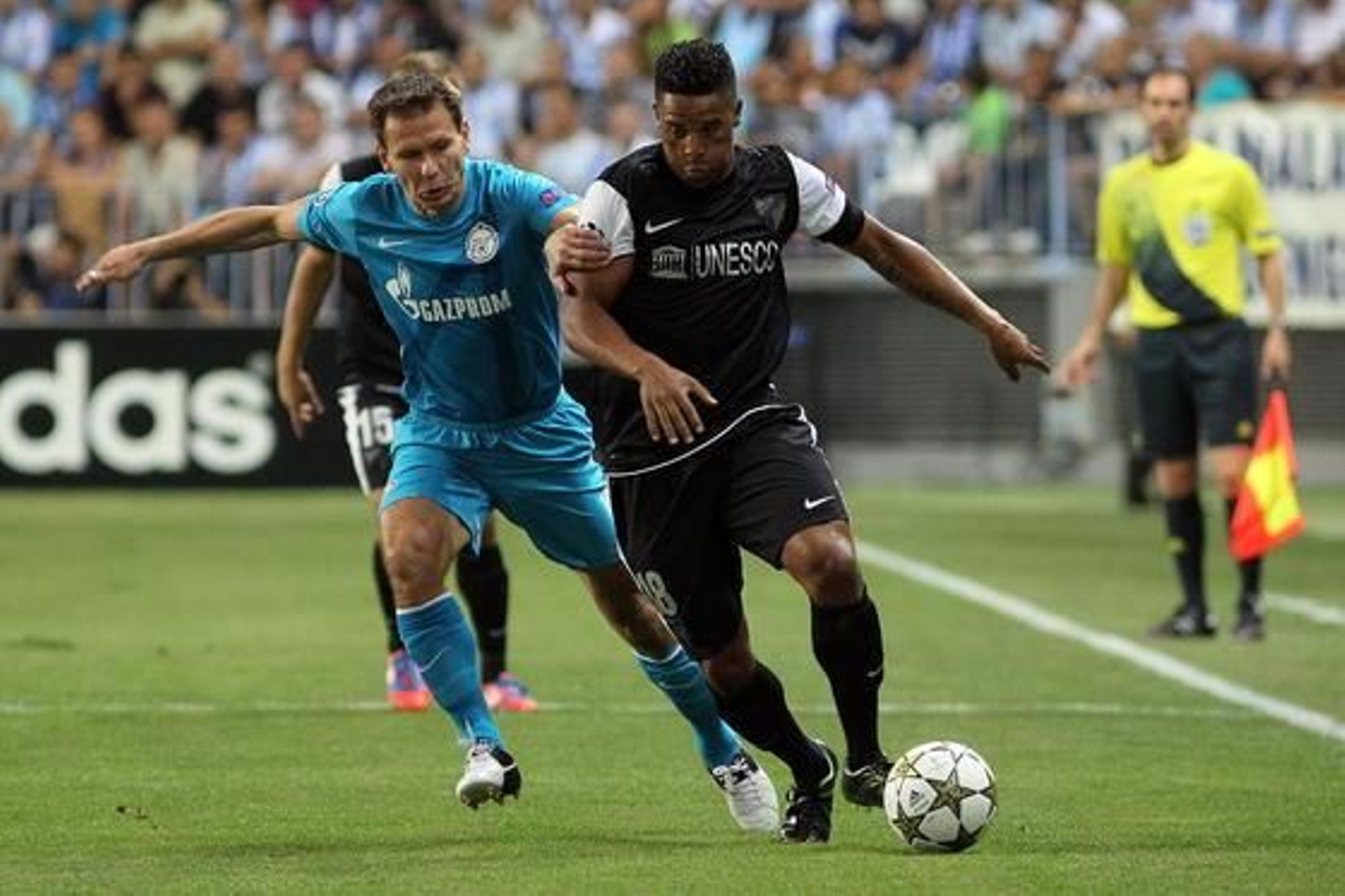 El estreno soñado del Málaga en la Champions, en fotos 

Foto: EFE