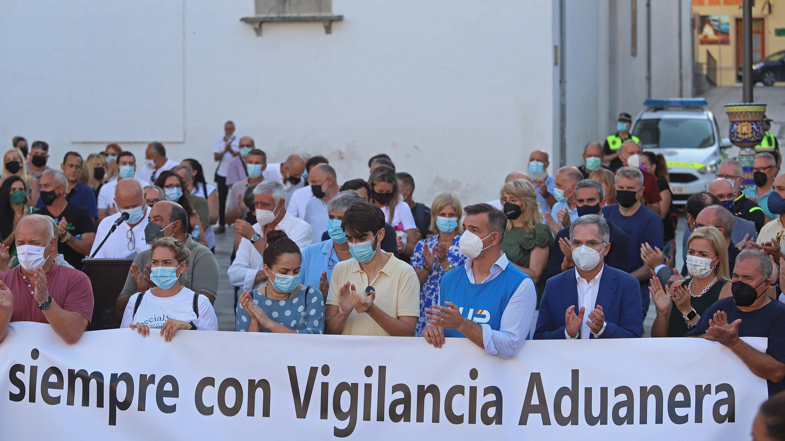 Fotos de la concentración en homenaje a José Luis Domínguez Iborra en Algeciras