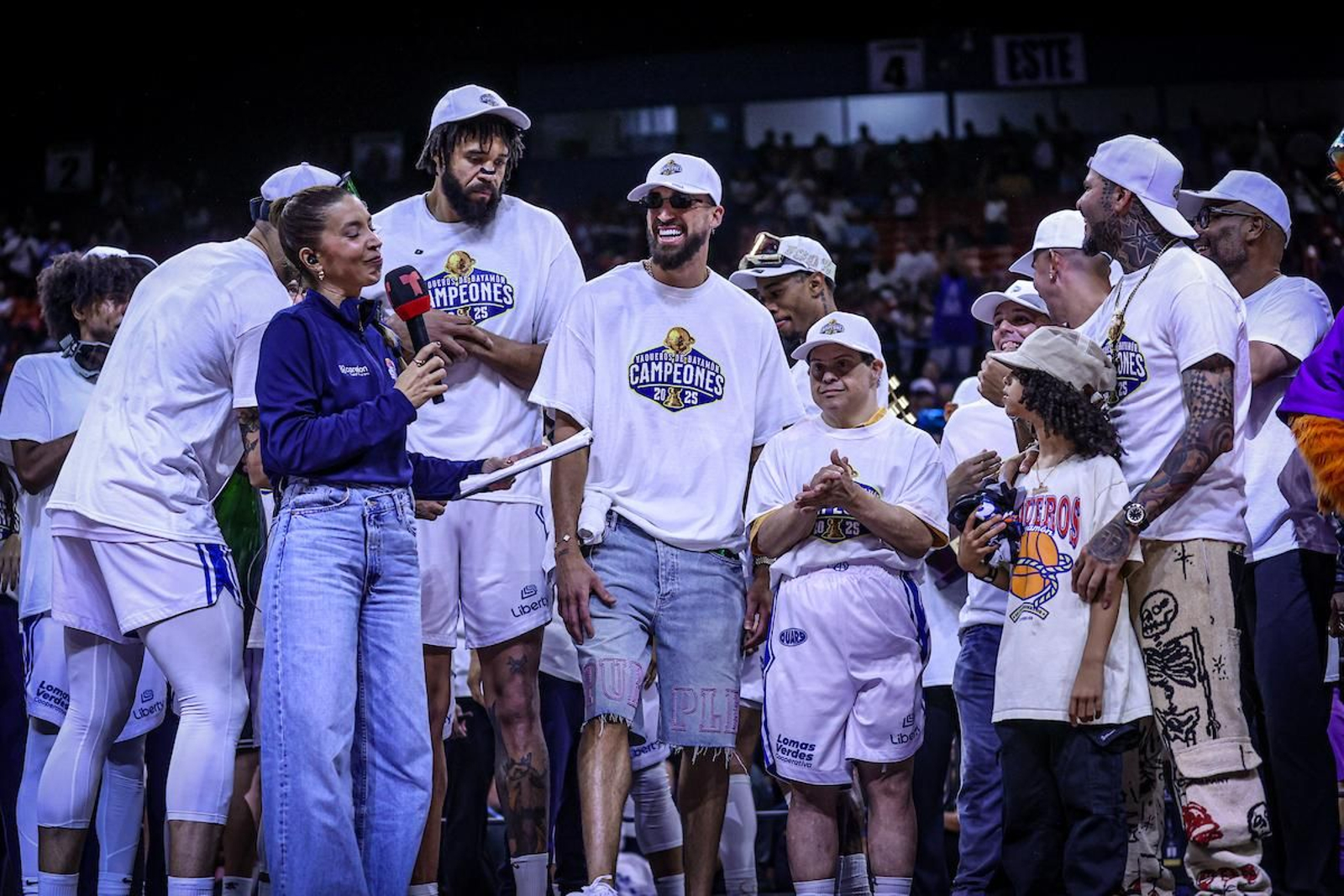 Título y despedida: Así festejó Chris Duarte la corona en Puerto Rico