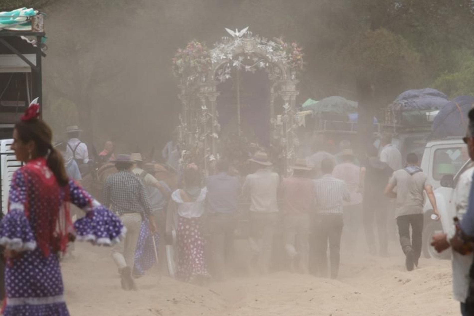Imágenes de la Hermandad del Rocío de Jerez el jueves por el Coto