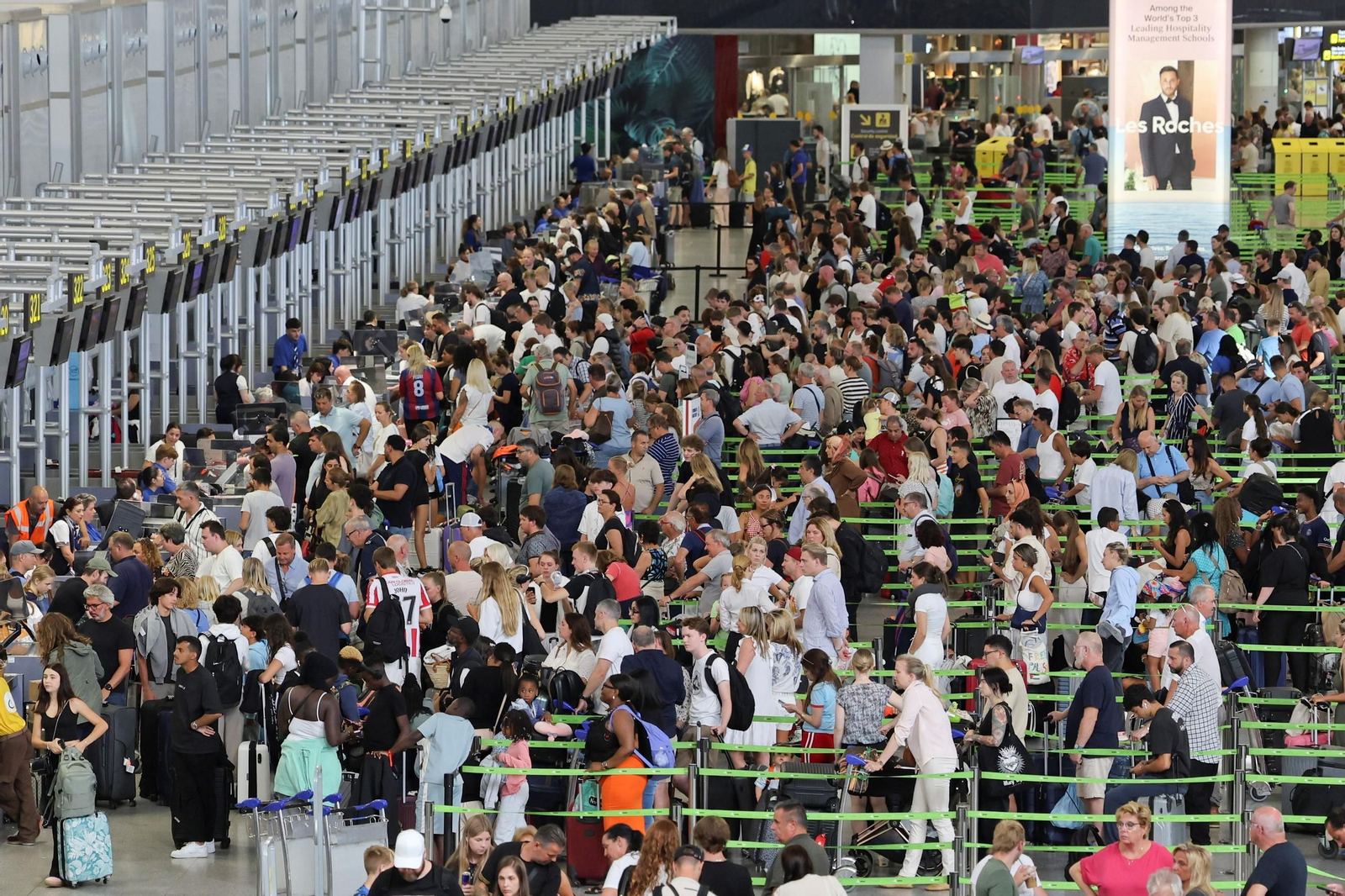 Pasajeros en el aeropuerto de Málaga.