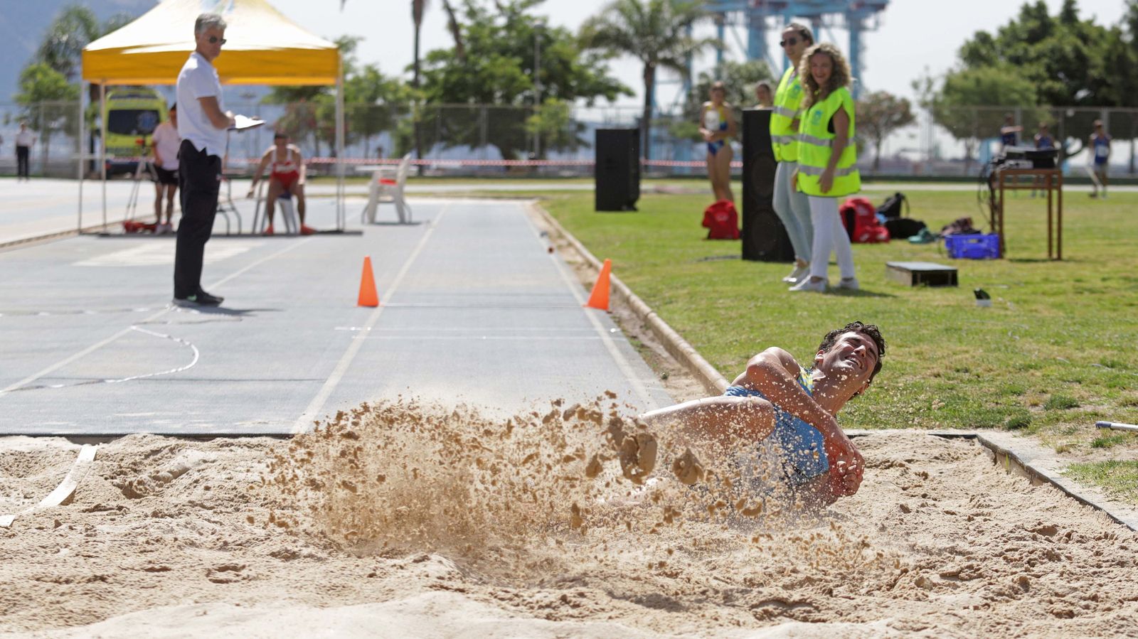 Fotos el control federativo provincial de atletismo en Algeciras