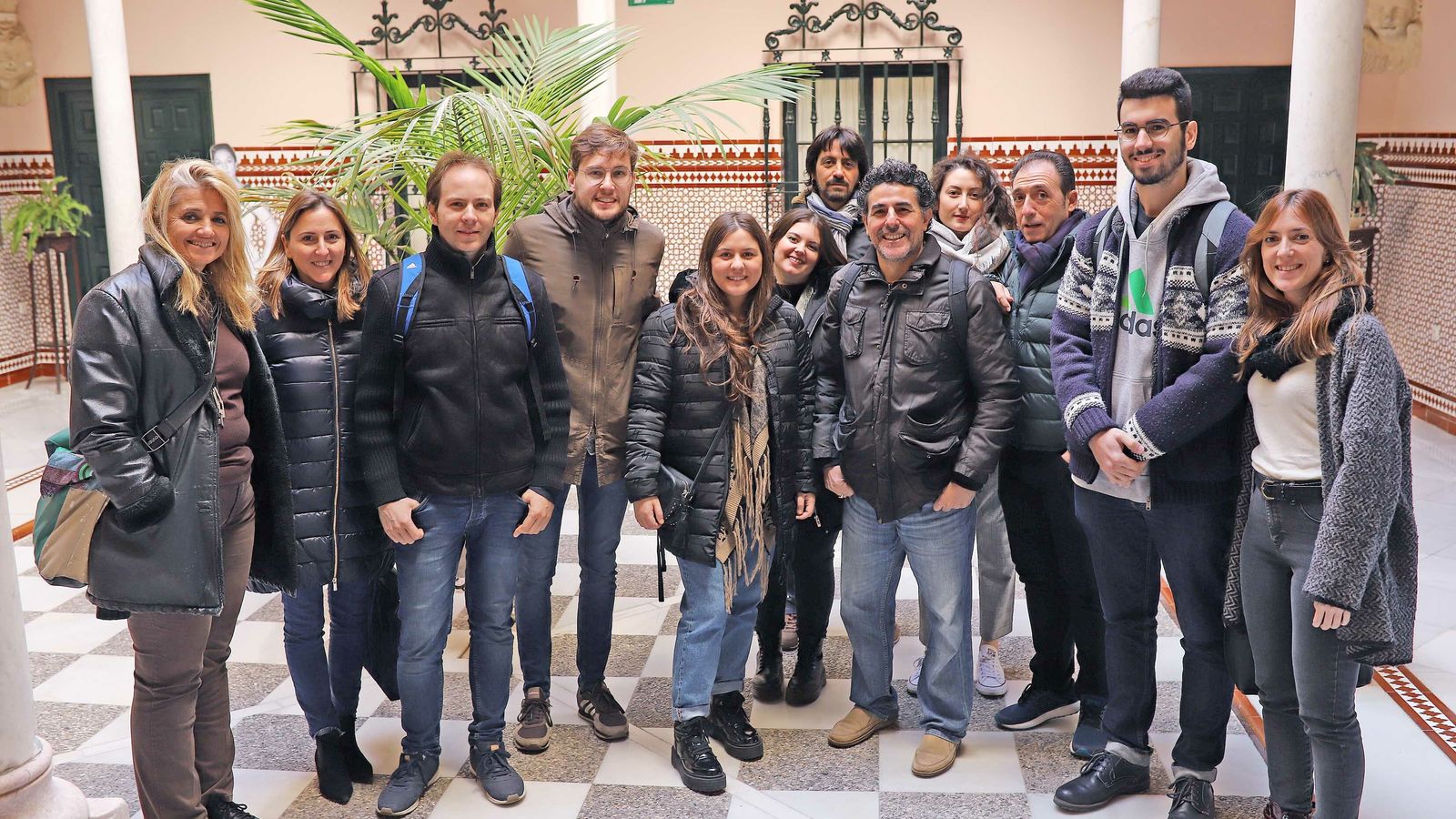 Alumnos del máster de flamenco de la UCA, ayer en el CADF
