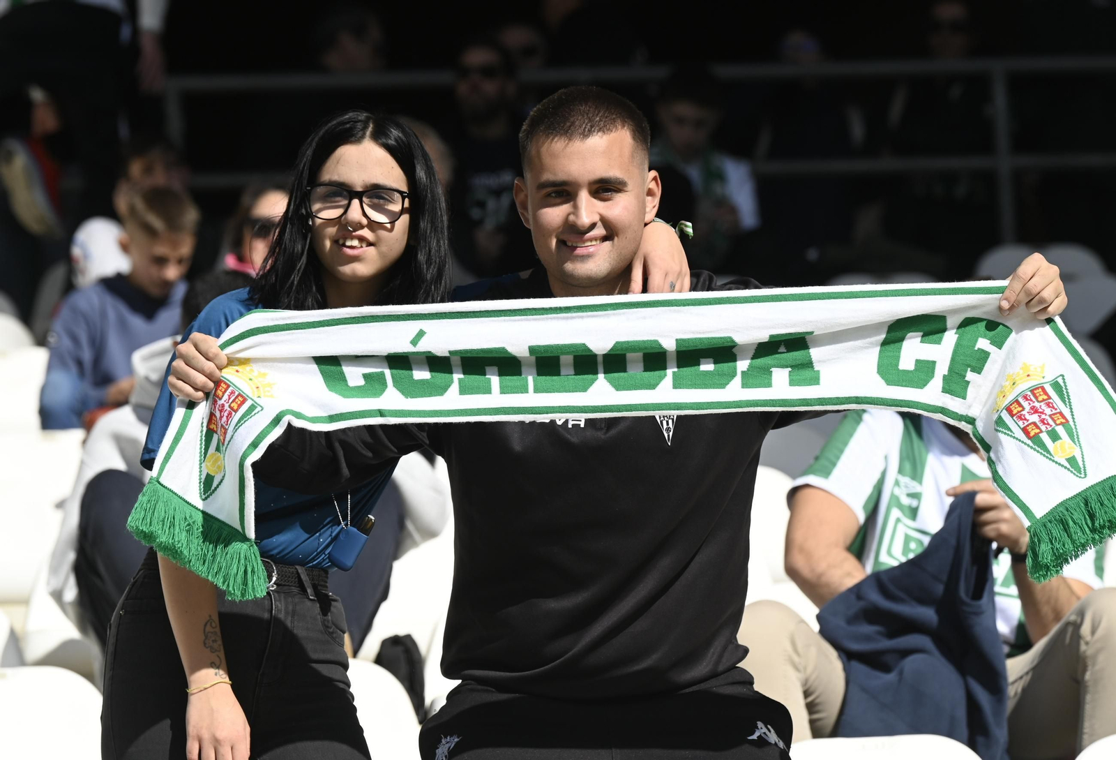 Las mejores fotos del ambiente en El Arcángel para el Córdoba CF - Eibar