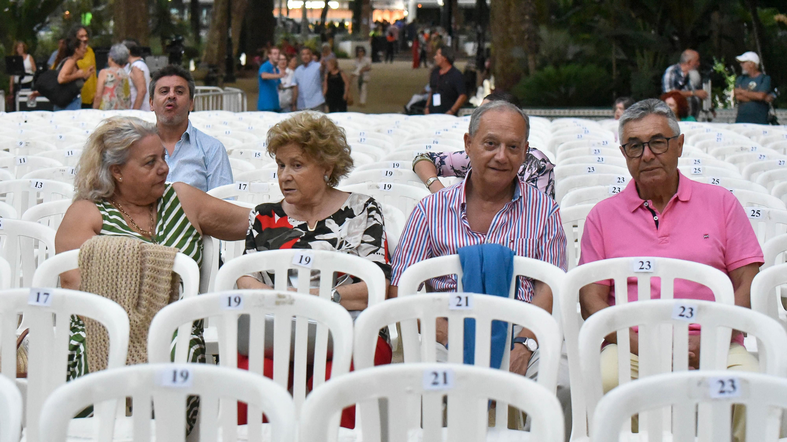 Búscate en la fotos del concierto de ' The Aralorak Project ' IX Encuentro Internacional de guitarra Paco de Lucía